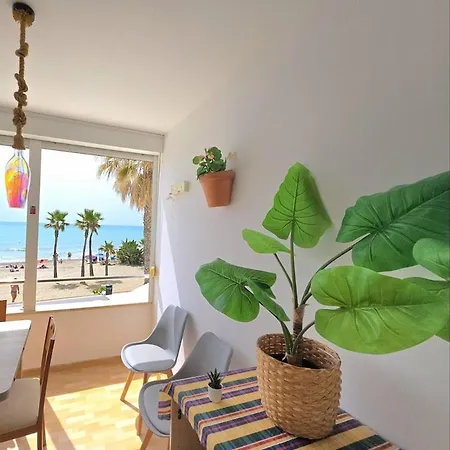 Wake Up To Panoramic Sea Views Beachfront On Promenade 2 Bed 1 Bath By Namasteelite * Torremolinos