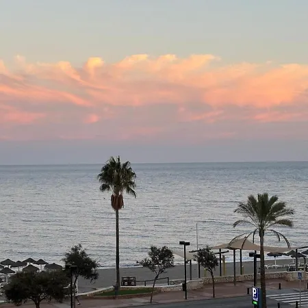Apartament Wake Up To Panoramic Sea Views Beachfront On Promenade 2 Bed 1 Bath By Namasteelite