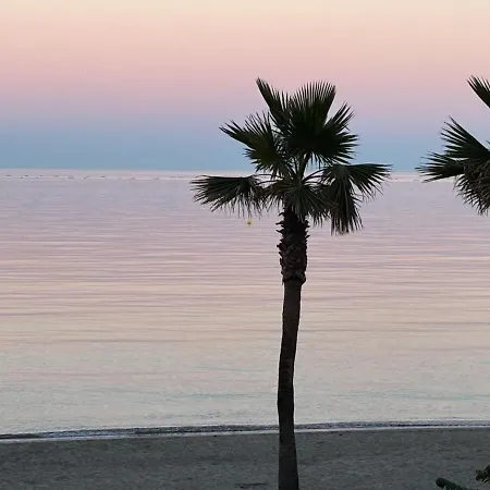 Wake Up To Panoramic Sea Views Beachfront On Promenade 2 Bed 1 Bath By Namasteelite Torremolinos